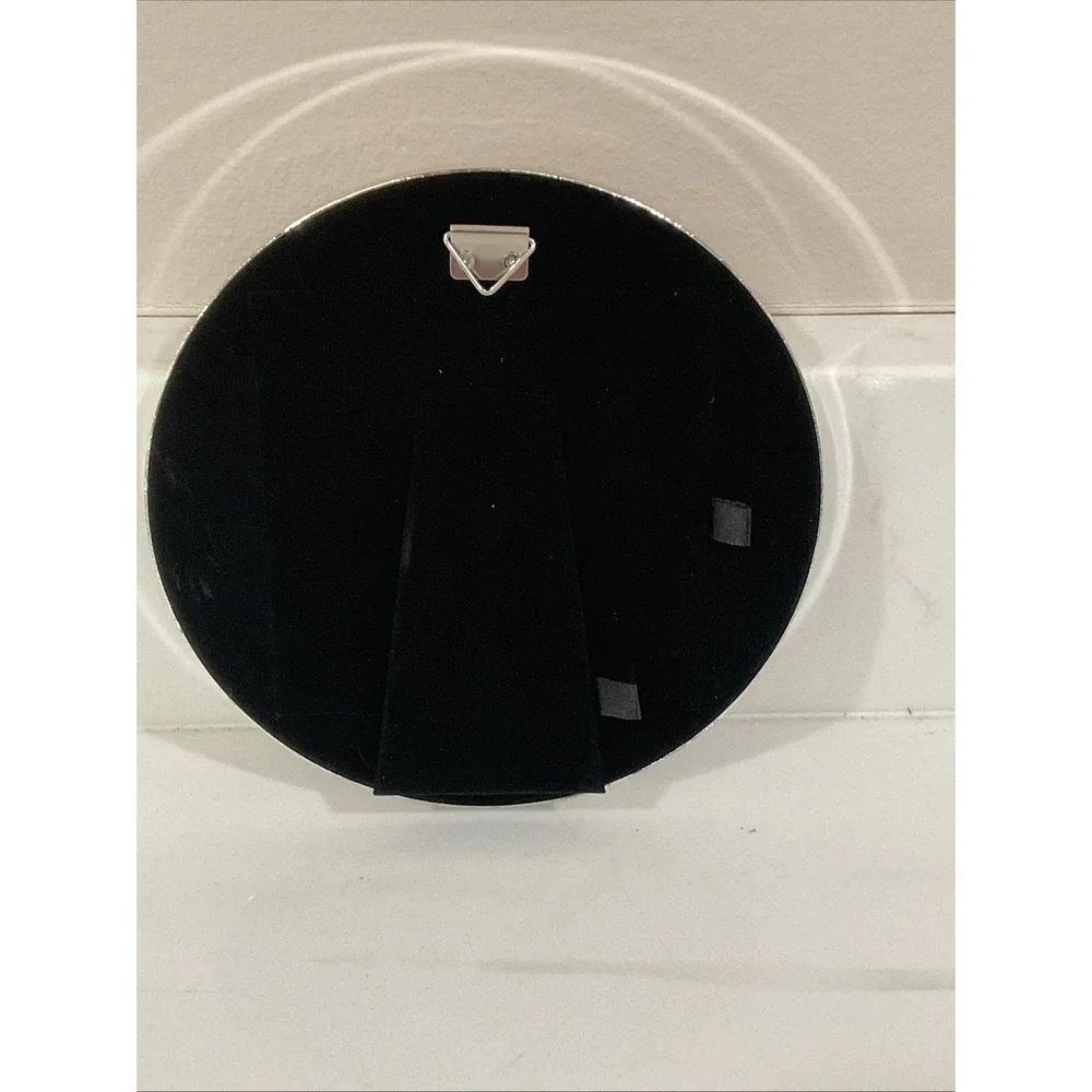 NIB Pottery Barn Mother of Pearl Frame Round 4